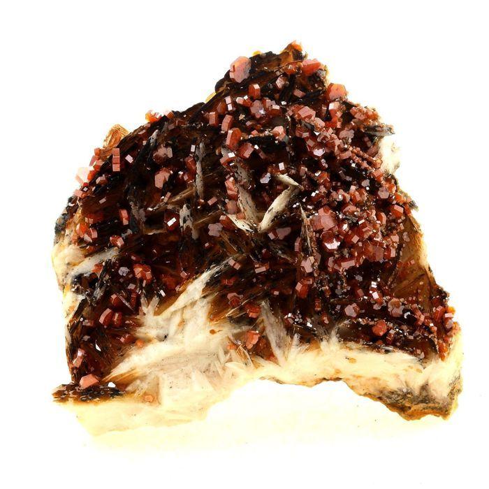 Pierres et Minéraux. Vanadinite. 726.0 ct. Mibladen Mining District, Midelt, Maroc.