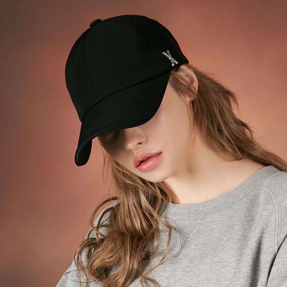 Silver stud over fit ball cap Black [VARZAR]