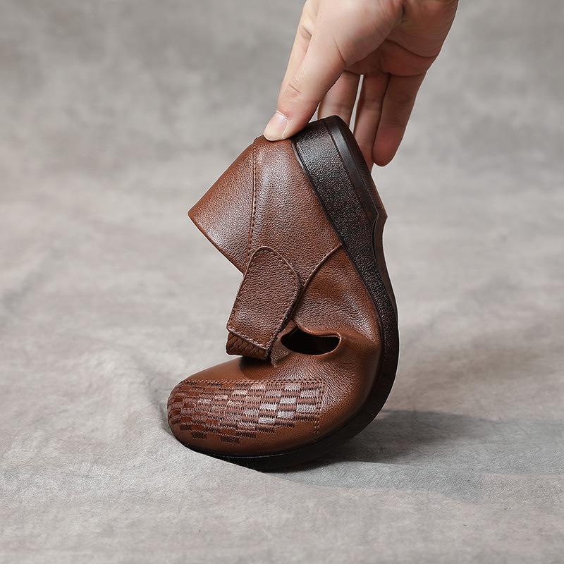 Spring new flat-soled mother shoes genuine leather casual women's shoes first-layer cow flat heel shallow mouth women's single shoes