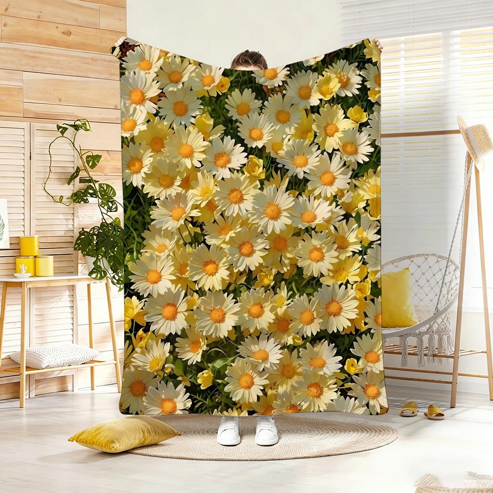Fresh Flowers Throw Lightweight 240G Flannel Blanket Soft Skin-Friendly For Summer Cooling