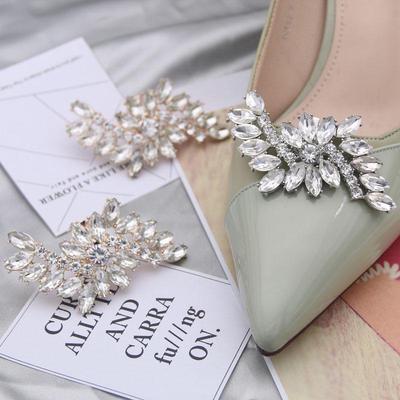 Αφαιρούμενα Διακοσμητικά Κλιπ Παπουτσιών: Ευέλικτα Αξεσουάρ Ψηλοτάκουνων με Μεταλλικά Κλιπ για Γάμους