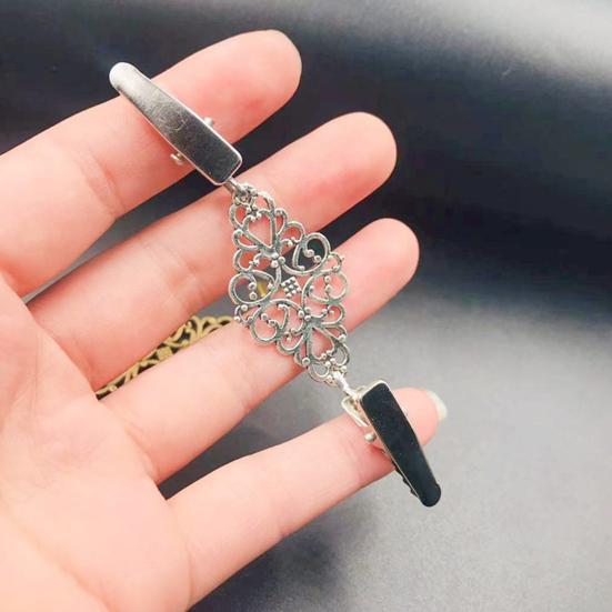 1/3 ks Klipy na svetr Geometrický design Slitinové klipy Svetry Šaty Šály Brožové špendlíky Všestranný oděvní doplněk