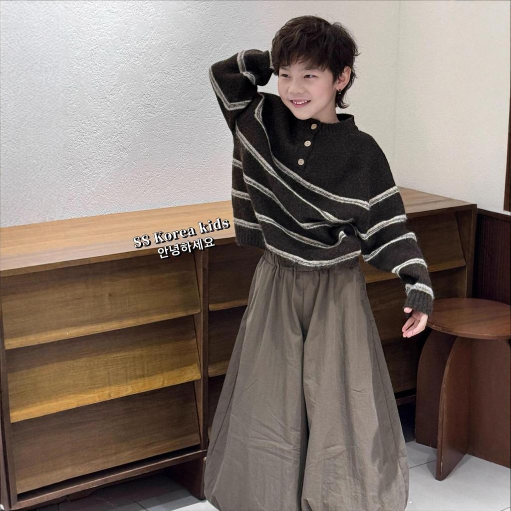 Unisex Children's Casual Striped Knit Sweater - Soft Retro Autumn/Winter Wear 2025