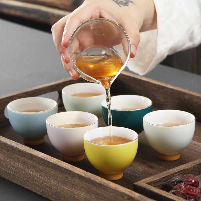 Chinese Teacup of 6 Pieces Set, Jingdezhen Teaware, Ceramic, Small Cute Tea Cups, Household Drinkware, Colorful, with Gold Rim