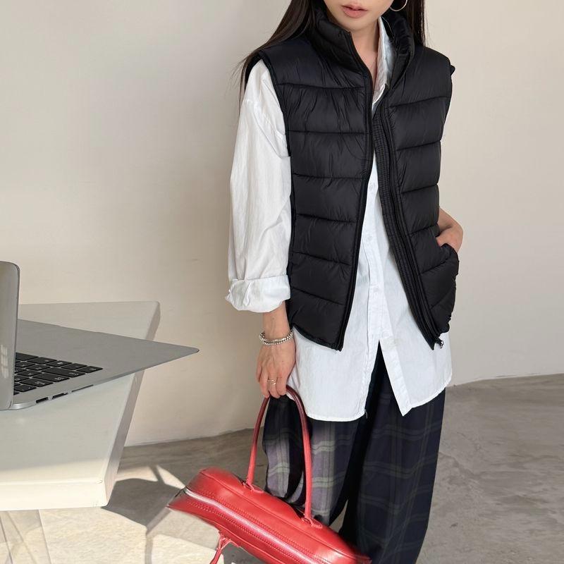 Women's Lightweight Down Vest – Stand Collar Quilted Sleeveless Jacket with Drawstring Hem