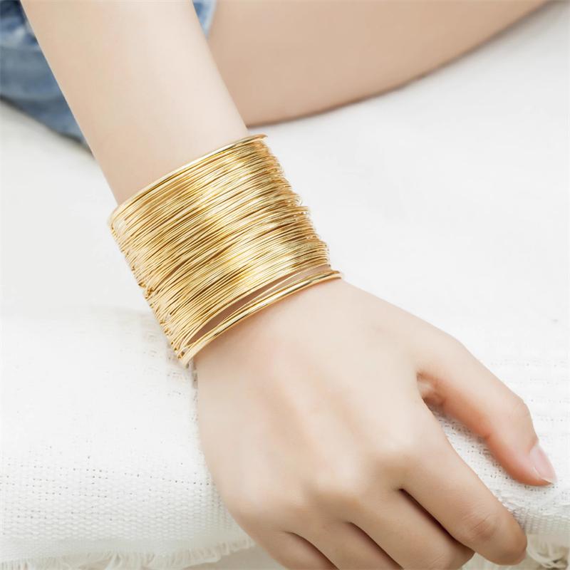 Bracelets Ouverts Multicouches Exagérés Métal Couleur Or Hyperbole Femmes Bracelet Géométrique Joncs Pulseiras Bijoux