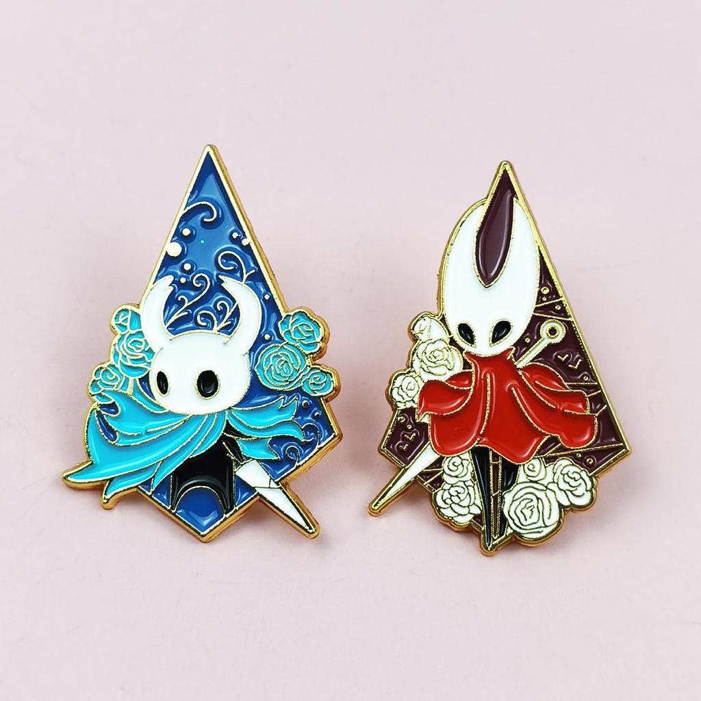 Spiel-inspirierte Cartoon-Krieger-Assassinen-Metallbrosche - Geometrisches Abzeichen für Kleidung und Rucksäcke