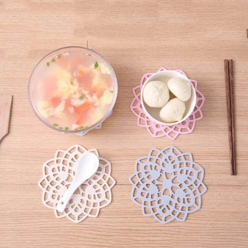 Heat Resistant Tea Coaster Mat, Universal Non-Slip Silicone Pad for Hot Pots & Mugs, Kitchen Dining Accessory