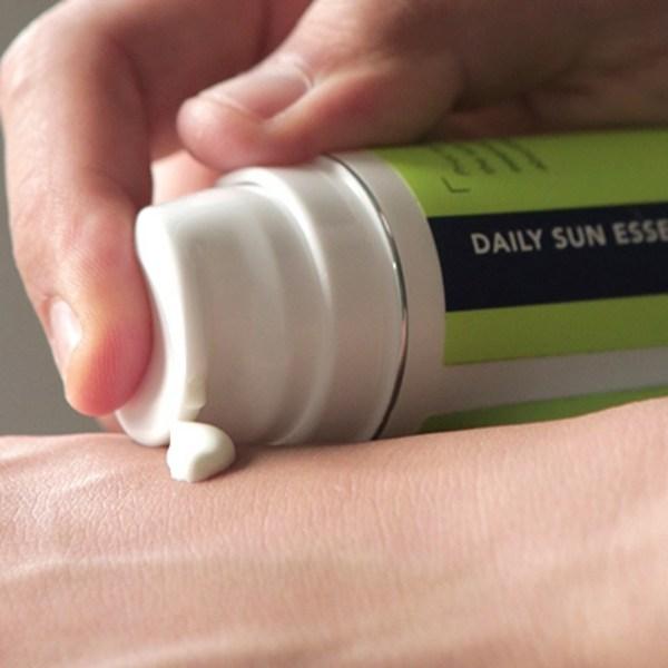 Graphene Daily Sun Essence Sonnencreme SPF50+ PA++++, 52 g, 2 Einheiten, Koreas beste Herrenkosmetik