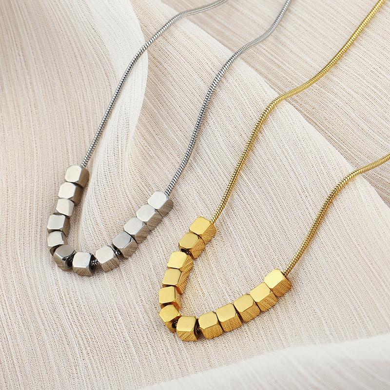 Elegant Titanium Steel Geometric Necklace Perfect For Couples And Gift Giving