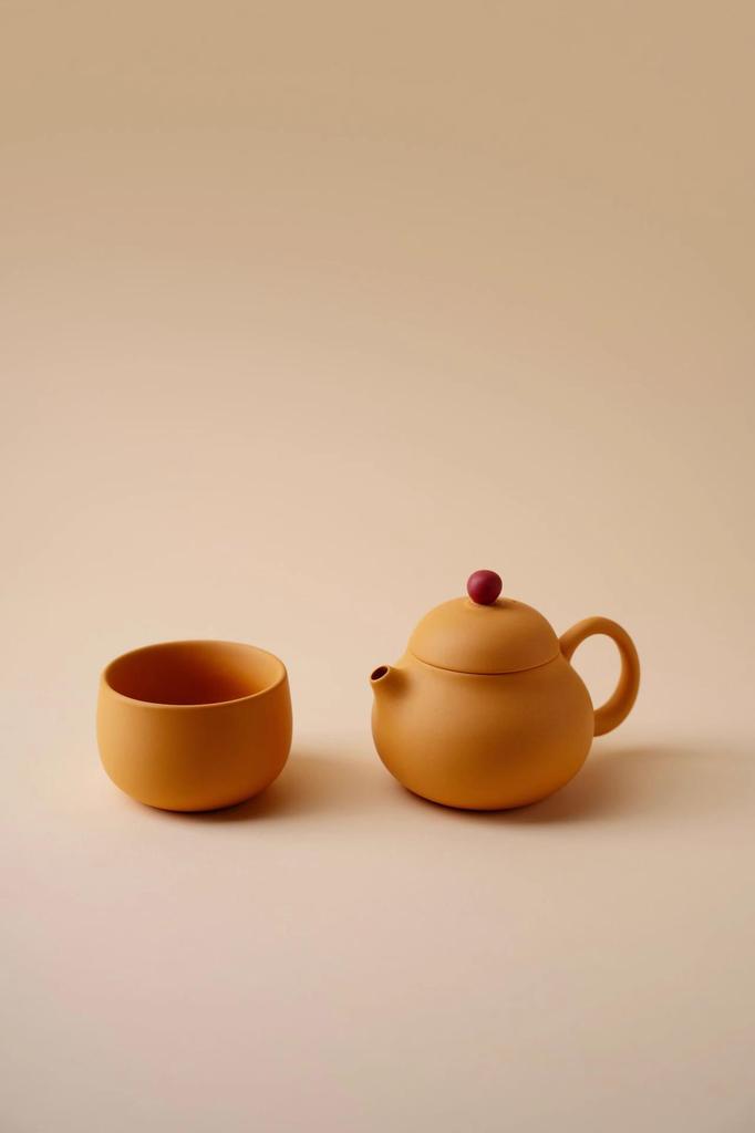 Handmade Huang Duan Ni Zisha Teapot - Mini Chinese-Style Filtered Tea Infuser for One Person