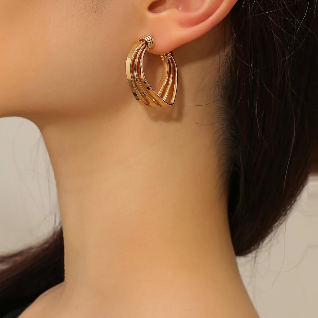 Popular simple earrings temperament high sense versatile earrings design sense jewelry