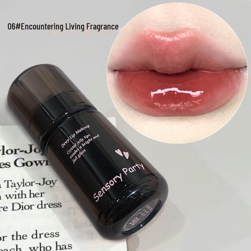 

Dudu Lips Glassy Nude Lip Gloss: Natural Whitening, Long-lasting, Non-Transferable, Perfect for Students and Parties. 3g