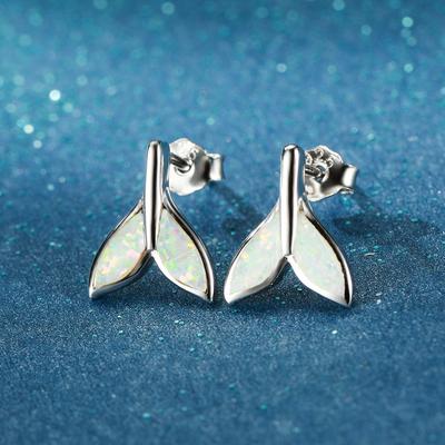 Minimalist Style Personalized Fish Tail Earrings for Womens Holiday Versatile Earrings