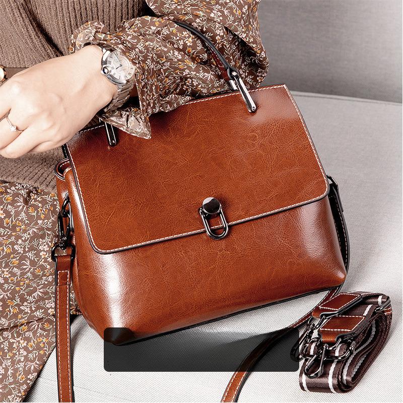 Genuine Leather Shell Bag for Women, Top Grain Oil Wax Cowhide Shoulder Purse, 2026 New Minimalist Clutch, Soft Texture Crossbody Bag, Vintage Style