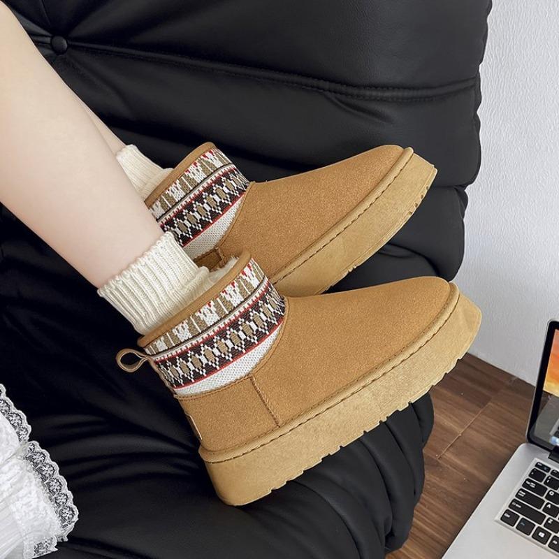 Large Size Tall Snow Boots for Women, New Velvet and Thickened Retro Cotton Shoes for Women In Autumn and Winter