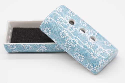 [Horizontal Cylindrical Incense Burner] A Type Where Incense Sticks Are Placed Horizontally. Made In Japan, Mino Ware. [Sange (flower Petals) In Light