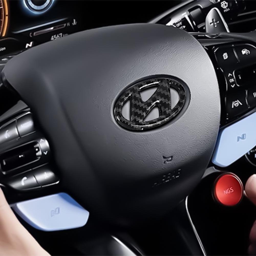 Car Steering Wheel Badge Logo Auto Badge Styling Decal Accessories For HYUNDAI i20 i30 Tucson i10 ix35 i40 Veloster Genesis Kona lh3