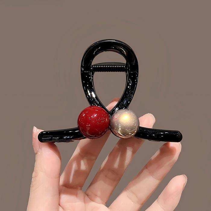 Internet celebrity temperament medium grab clip new hair volume less hairpin back half tie shark clip sweet hairpin
