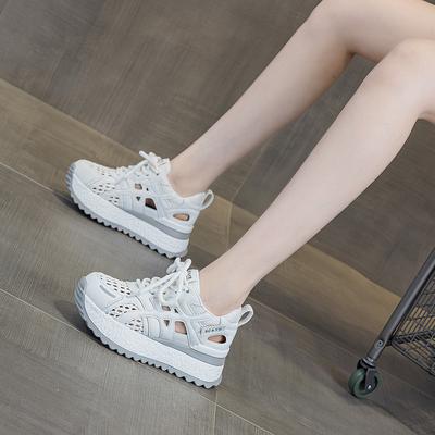 Dicke Sohle, höhenerhöhende kleine Forrest Gump Schuhe für Damen, Sommer neue lässige Mode, vielseitig, leicht, durchgewebtes Mesh, Damenschuhe