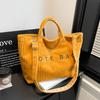 Large-capacity Tote Bag, High-end Texture, Fashionable and Commuting Single-shoulder Bag
