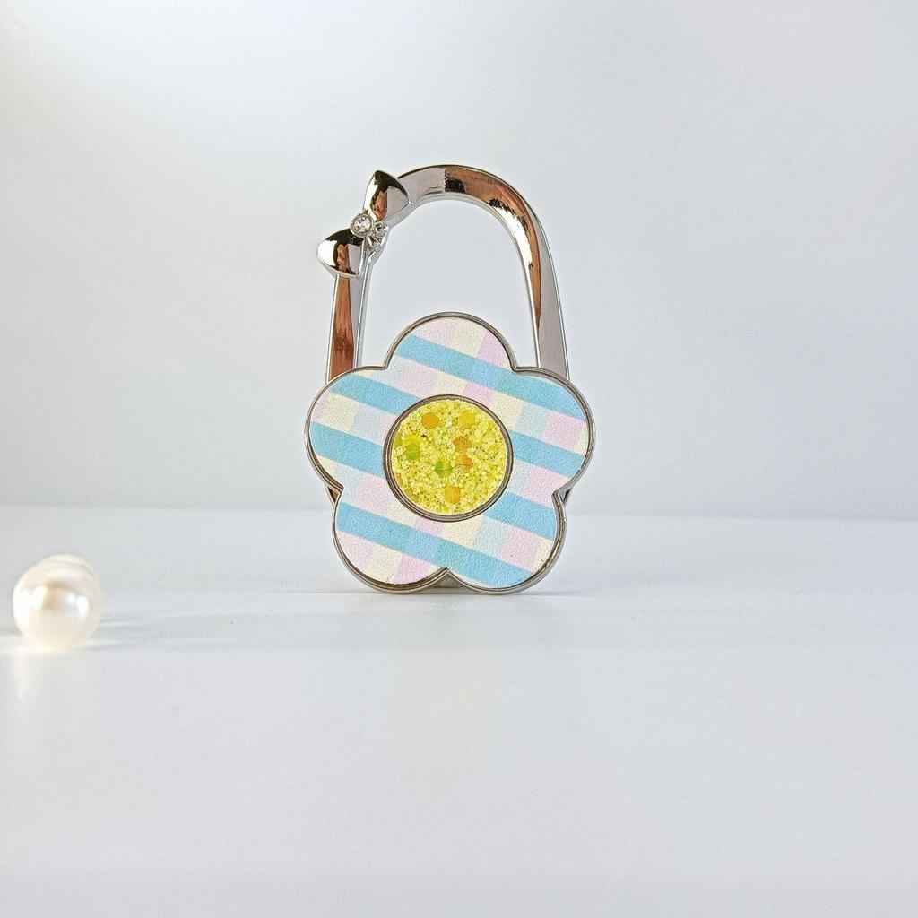Hot Selling Foldable Sunflower Hanging Bag Hook, Small and No-Adhesive