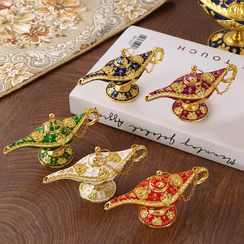 European Aladdin's Lamp Gold Retro Pattern Figurine: Classical Style Decorative Craft