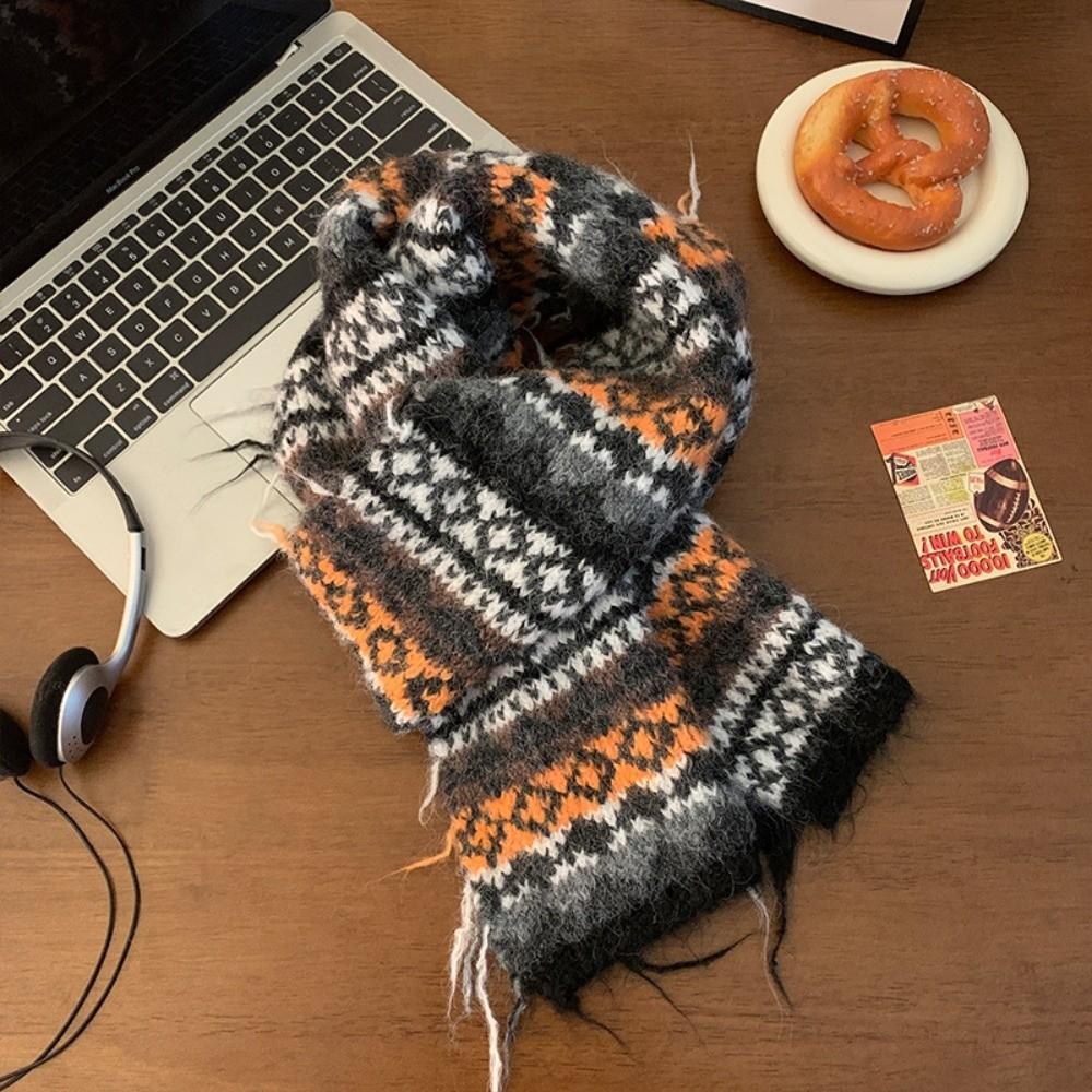 

Striped Design Winter Plaid Scarf Multicolor Shawl Wrap Retro Knitted Scarves Women чорний