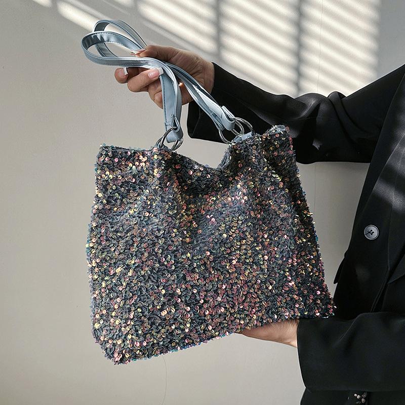 Large Capacity Armpit Bag New 2025 Spring European and American Fashion Sequins Dazzling Shoulder Bag Ins Women's Bucket Bag