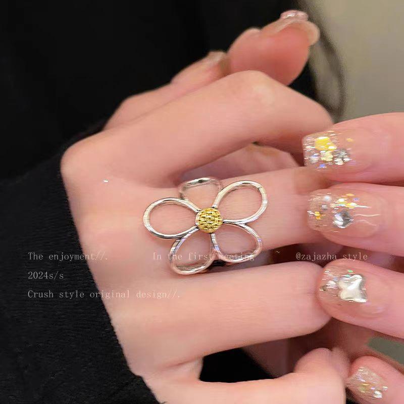 Retro Gänseblümchen Ring, Damen Stapelring Nischen-Design Überzogener Zeigefingerring, Hochwertiges Gefühl Riesiger Gutaussehender Ring Zubehör