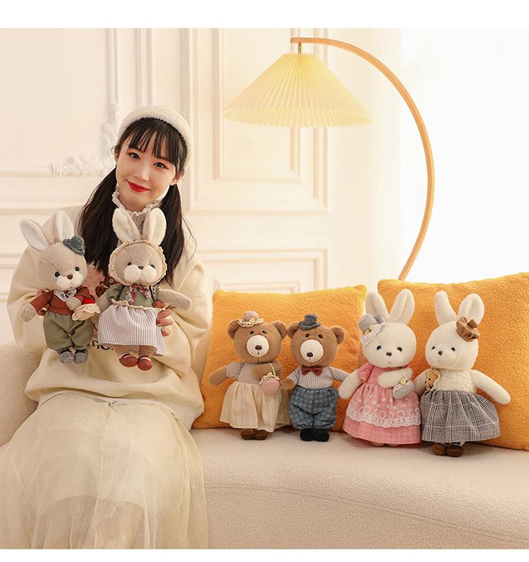 Adorable Rabbit & Bear Plush Toy, Eight-Inch Claw Machine Doll, Valentine's Day Gift