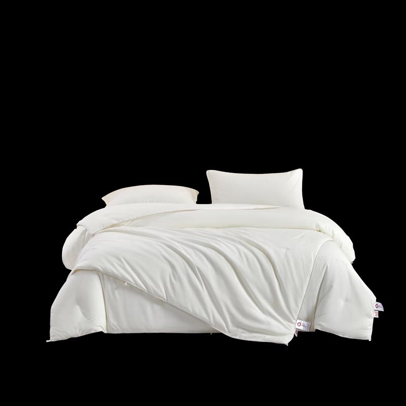 

MUJI Satin Soy Fiber Mother-Child Quilt