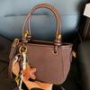 Simple and Fashionable Portable Small Bag Women's 2025 Autumn New Retro Texture Bucket Bag Commuter Messenger Shoulder Bag