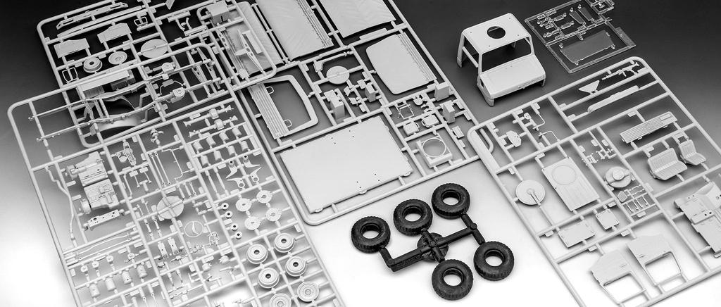 Revell Maßstab Deutscher Unimog Plastikmodellbausatz farbig vorgeformt 1/35 (2t milgl) 03337,