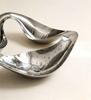 Elegant Twisted Metal Jewelry Display Tray - Streamlined Design for Exhibitions