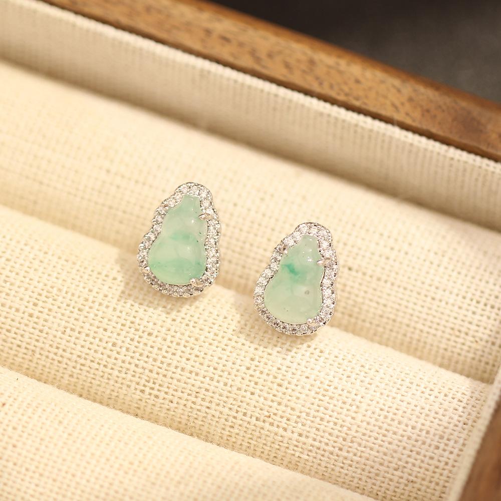 New Chinese jadeite gourd stud earrings women's light luxury fashion trimmed zircon earrings niche high-end versatile earrings