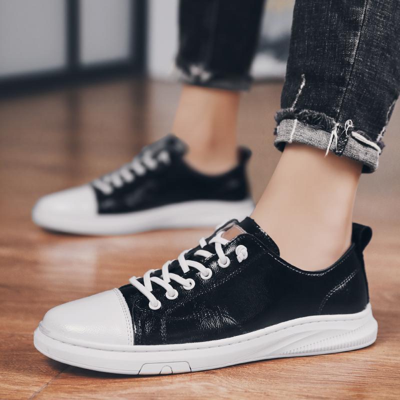 Men Fashion Lace-Up Genuine Leather Shoes Non-slip Wear-Resistant Sports Shoes Comfortable Flat Slip-on Casual Driving Shoes2024