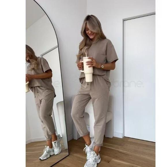 Damen Zweiteiliges Outfit Lockerer Schnitt Kurzarm-T-Shirt Jogginghose mit Kordelzug Passendes Set