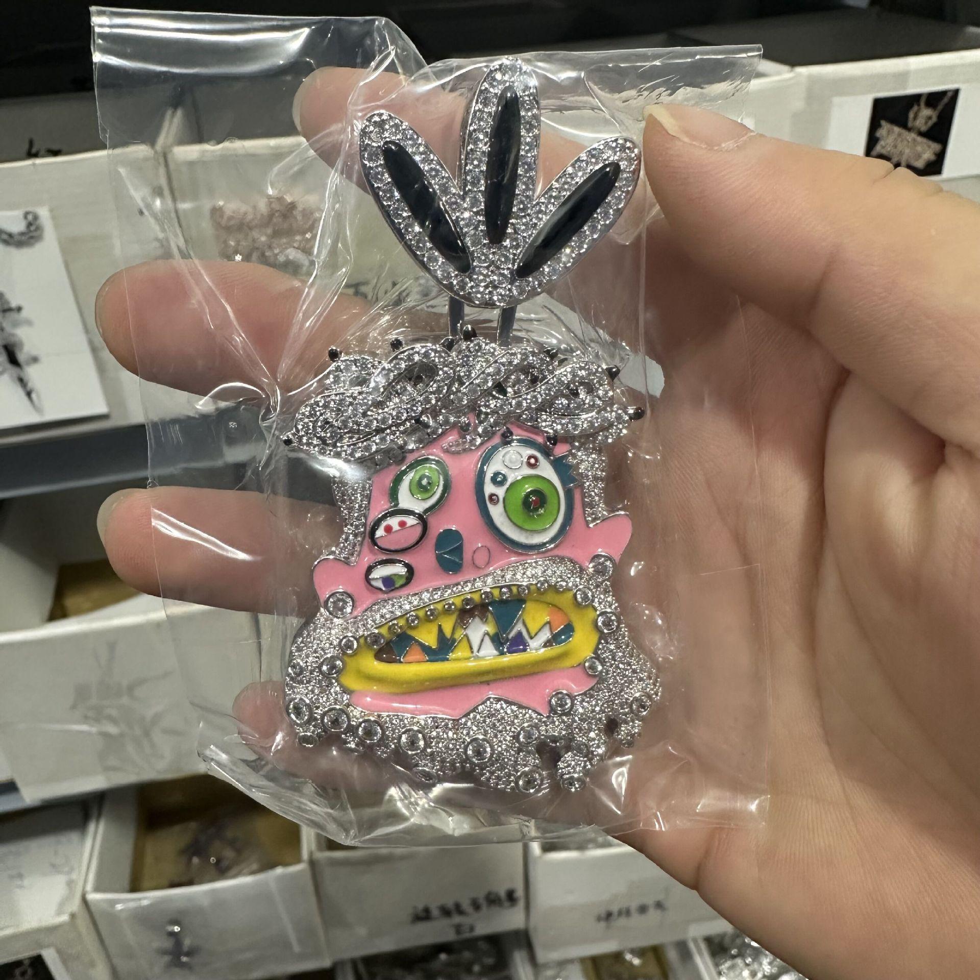 

Personalized cartoon avatar pendant copper inlaid zircon color paint exaggerated pendant cool niche