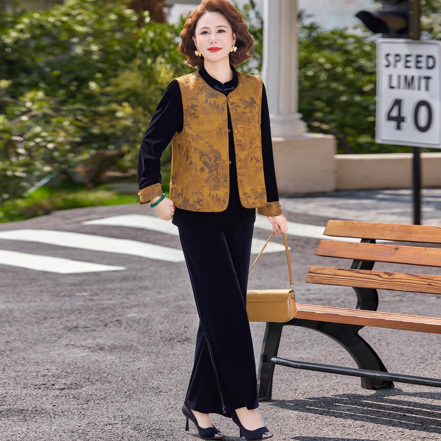 

2026 New Gold Velvet Chinese-Style Three-Piece Set for Women - Mom s Spring/Autumn Vest, Top, and Jacket 5XL (75-82.5 kg)