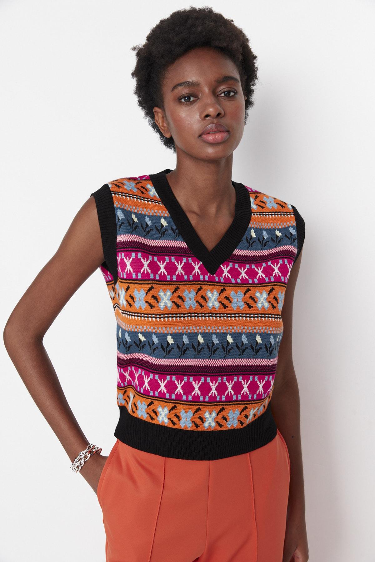 

Свитер Жилет - Черный - Стандартный крой