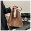 Spring New Korean Texture Trend Fashion Minimalist Casual Shoulder Tote Bag Women