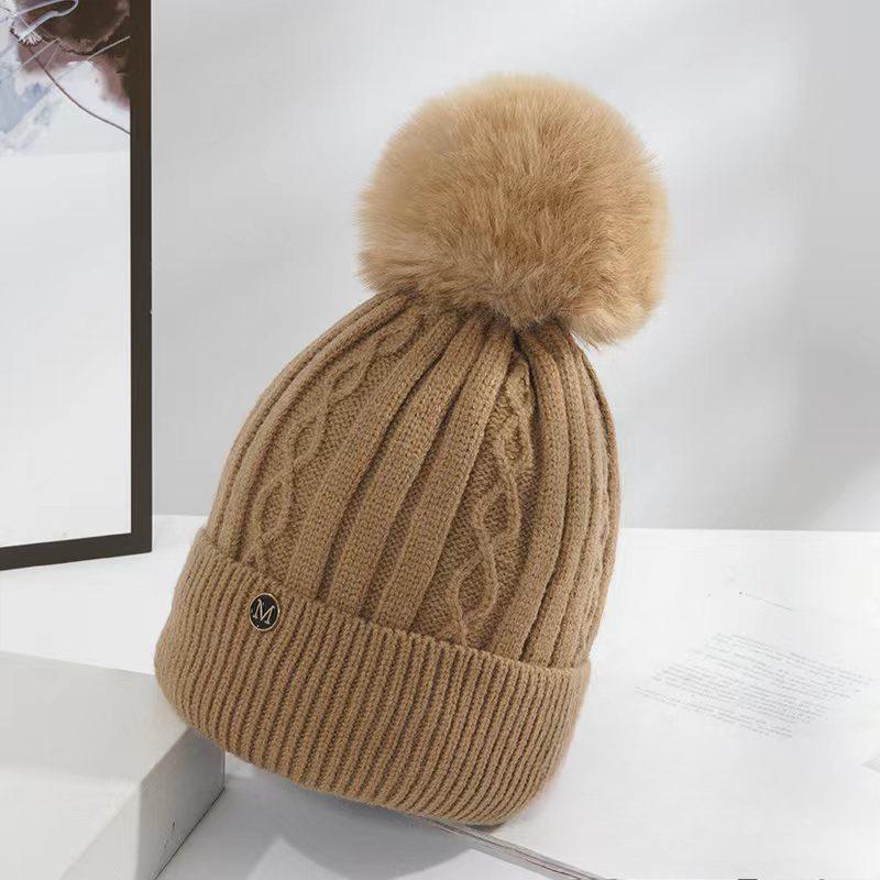 Women's Winter Solid Color Plus Wool Hat Korean Style Student Thickened Warm Windproof Knit Hat