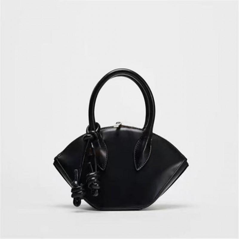 

High-face Value Retro Simple Portable Bag Women 2026 New Pure Color Vegetable Basket Mini Shell Bags чёрный