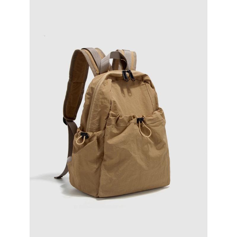 Simple casual and lightweight backpack for men and women 2025 new trend large-capacity travel waterproof backpack student schoolbag