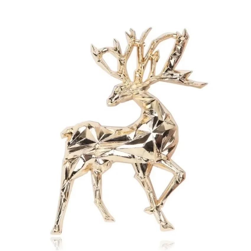 1 Pcs Mini Exquisite Golden Christmas Deer Animal Clothes Brooch Men and Women Clothing Hundred Matching Accessories