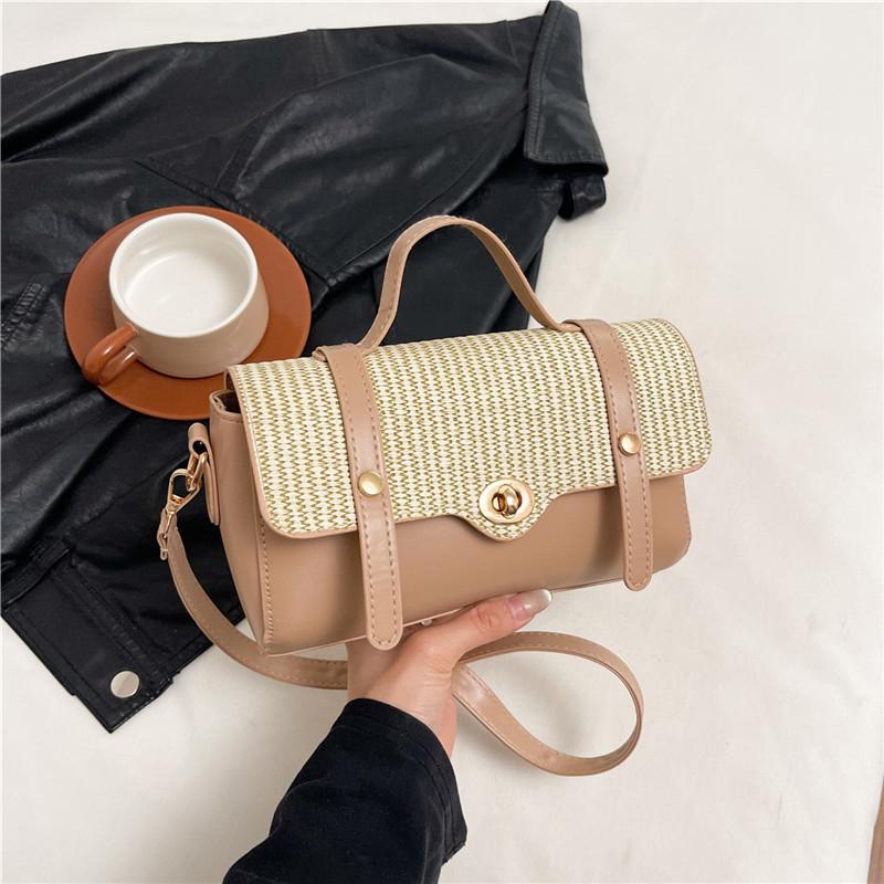 

High-end fashion casual bag women s 2025 new spring and summer portable versatile small square bag Korean version of niche messenger хаки
