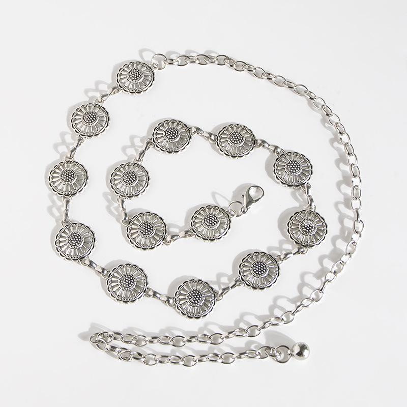 The New Butterfly Metal Sweet Women's Waist Chain Spring Dress Is Versatile with A Small Daisy Silver Belt
