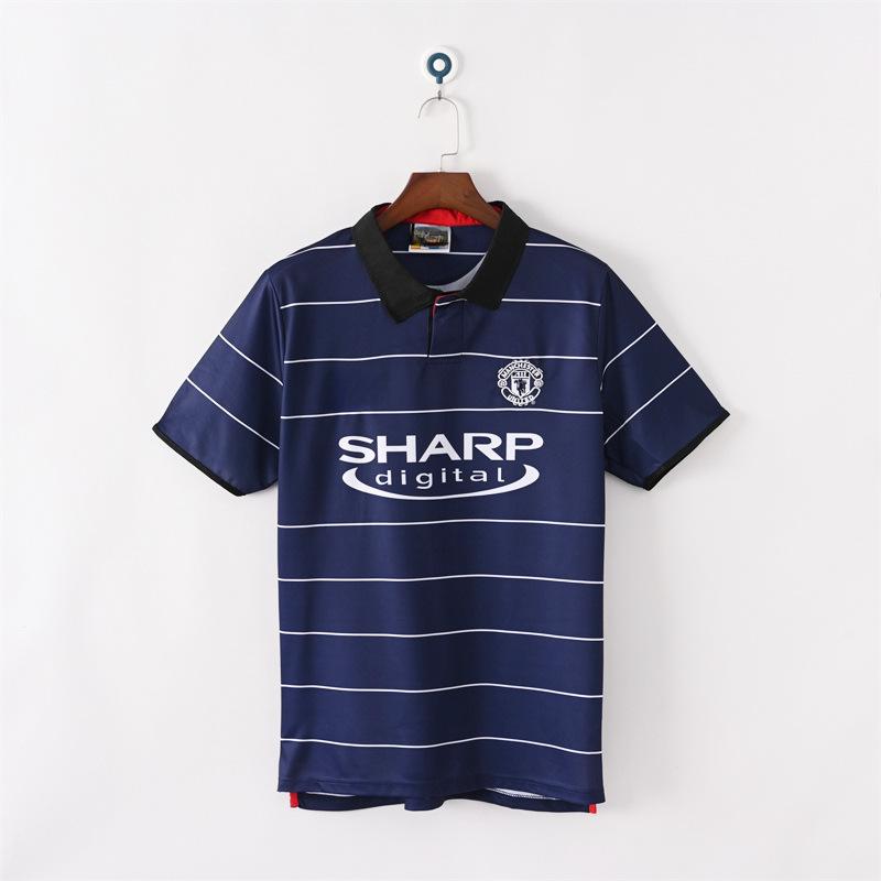 Manchester United Retro-Trikots Sporttrikots gibt es in verschiedenen Stilen, und das WM-Fußballtrikot ist ein Haarhersteller.