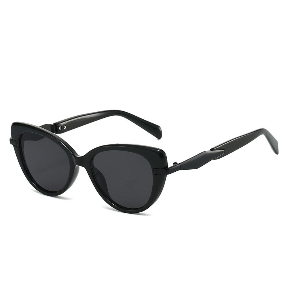 Trendy Cat Eye Sunglasses Women For Female Vintage Punk Luxurious Brand Style Designer Popular Sexy Ladies Outdoor Use Driving Use Sun Eyeglasses